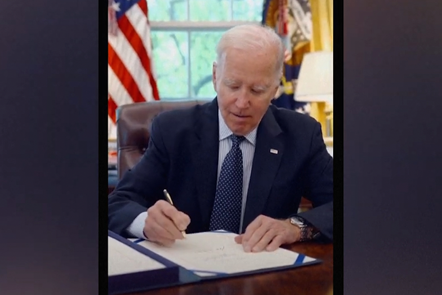 EEUU: Biden promulgó la ley que evita el default